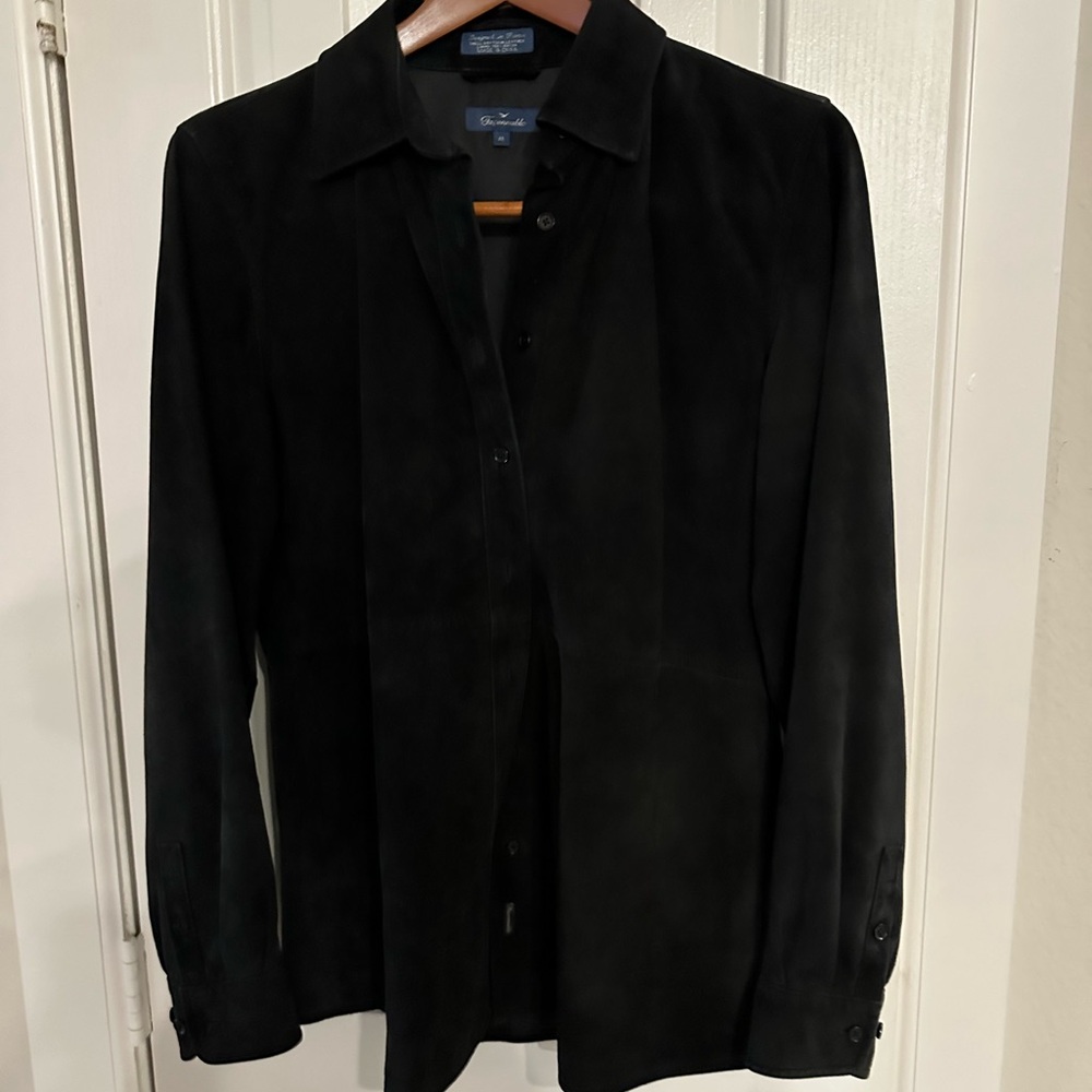 Faconnable Black Lightweight Jacket with Classic Design